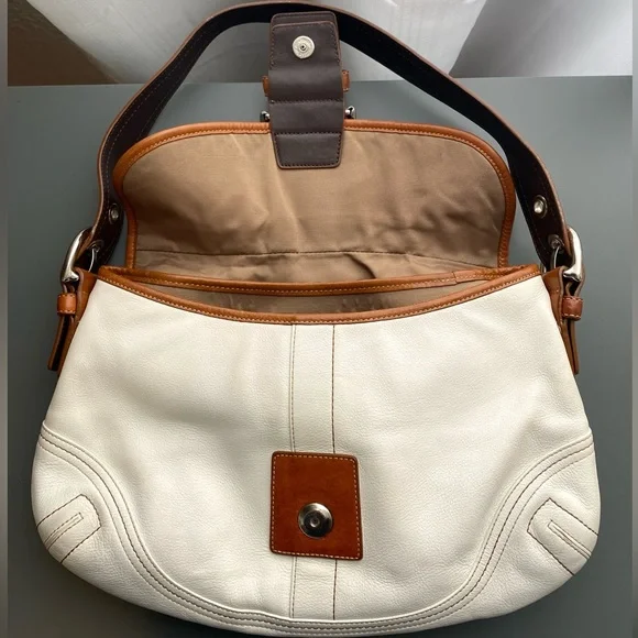 COACH, Soho Hampton buckle bag, cream & brown leather - Picture 3 of 8